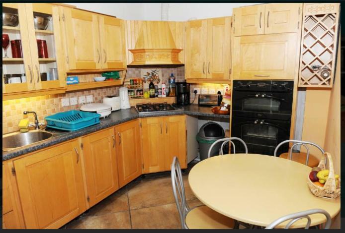 The Hideout ! Apartment Дъблин Екстериор снимка
